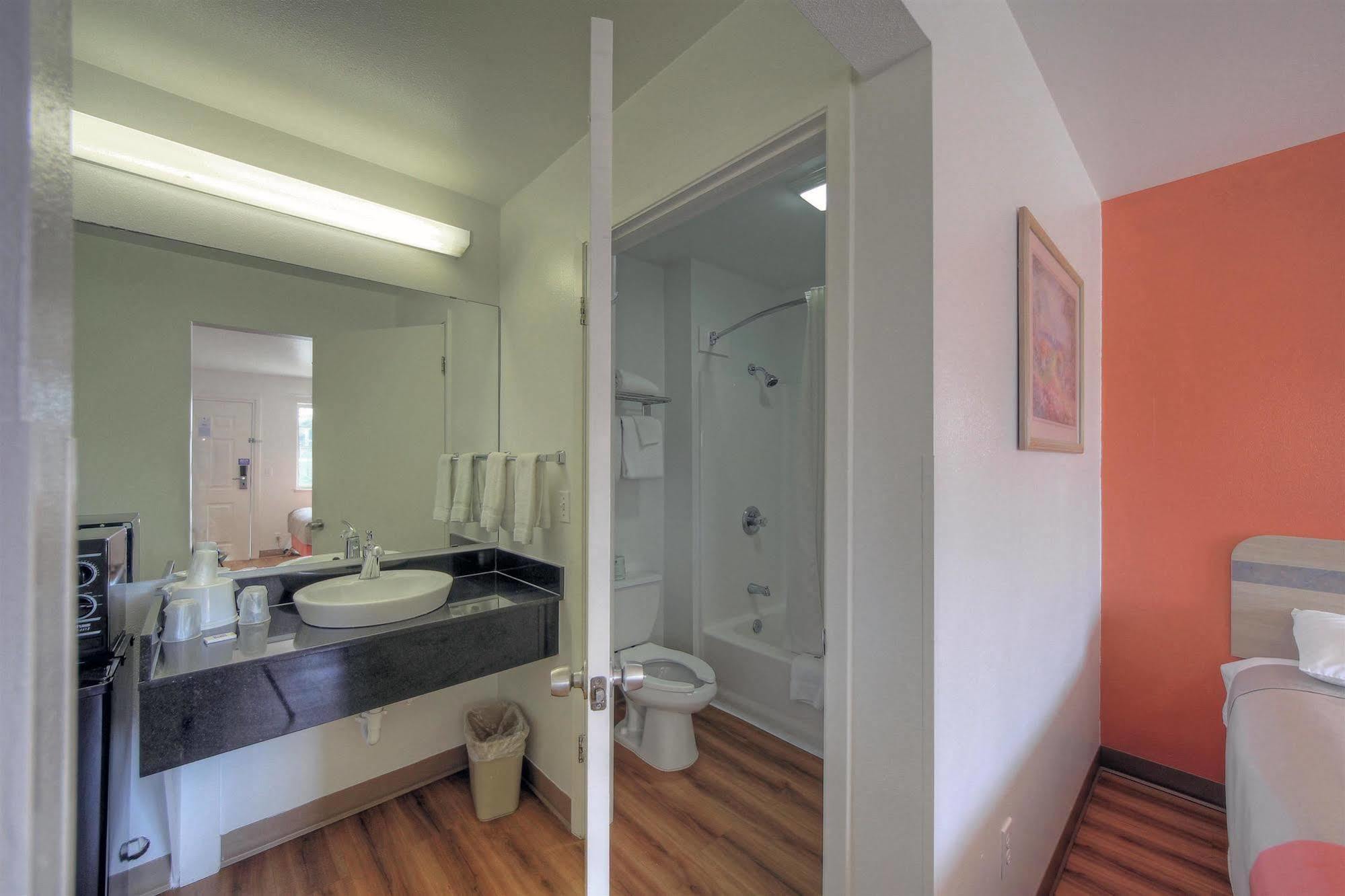 Motel 6-Kerrville, Tx Екстериор снимка