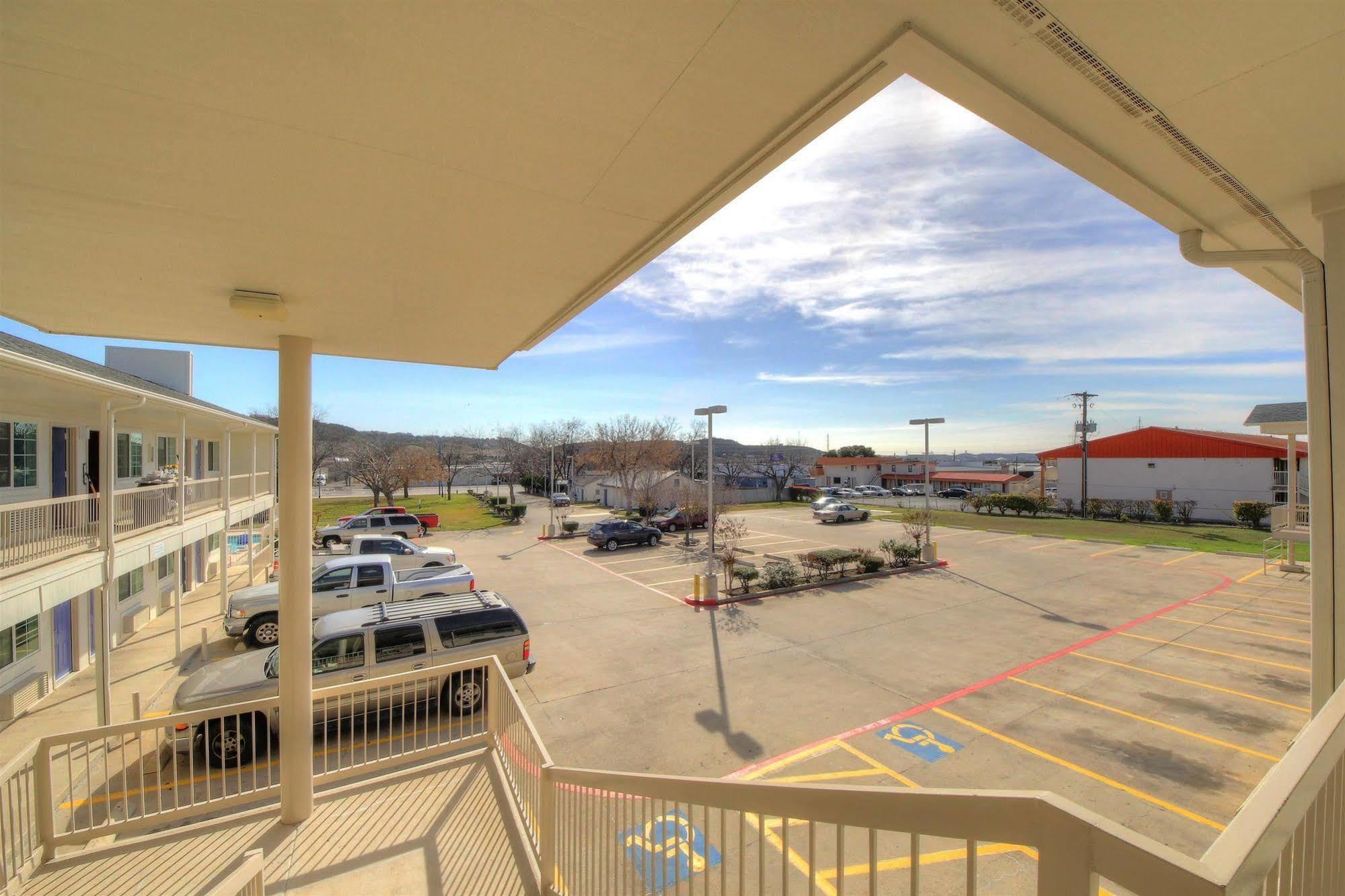 Motel 6-Kerrville, Tx Екстериор снимка